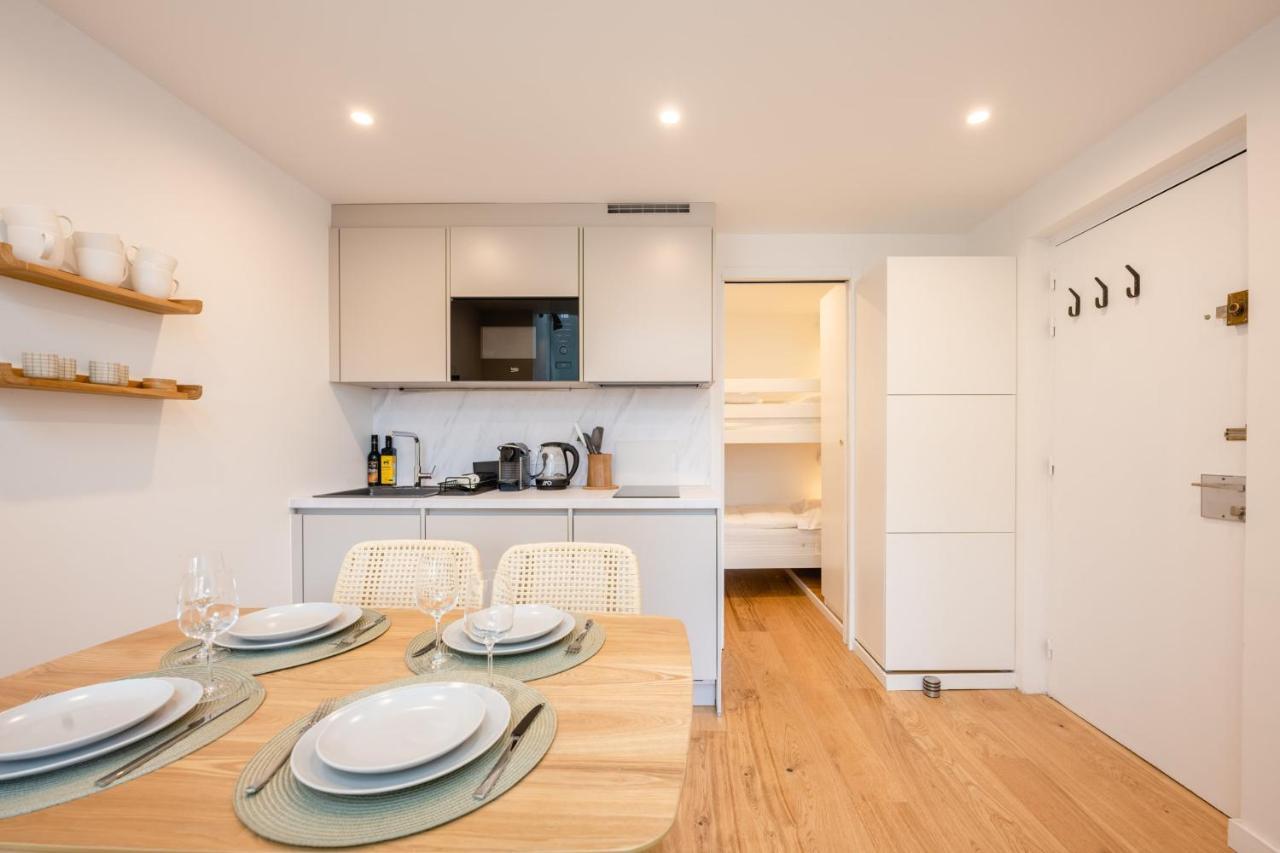 Le Duplex Vaugelas Atypique En Plein Centre Ville Annecy Eksteriør bilde