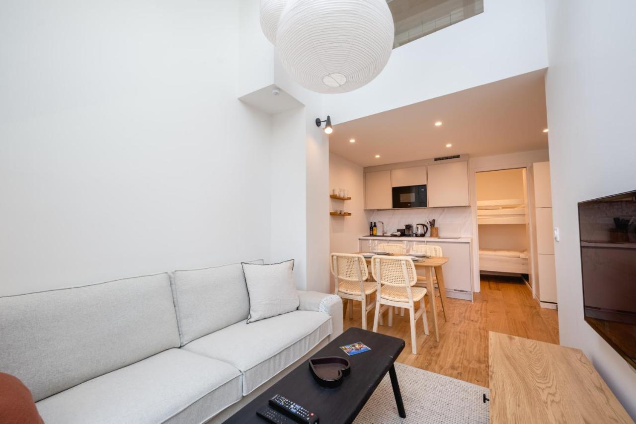 Le Duplex Vaugelas Atypique En Plein Centre Ville Annecy Eksteriør bilde